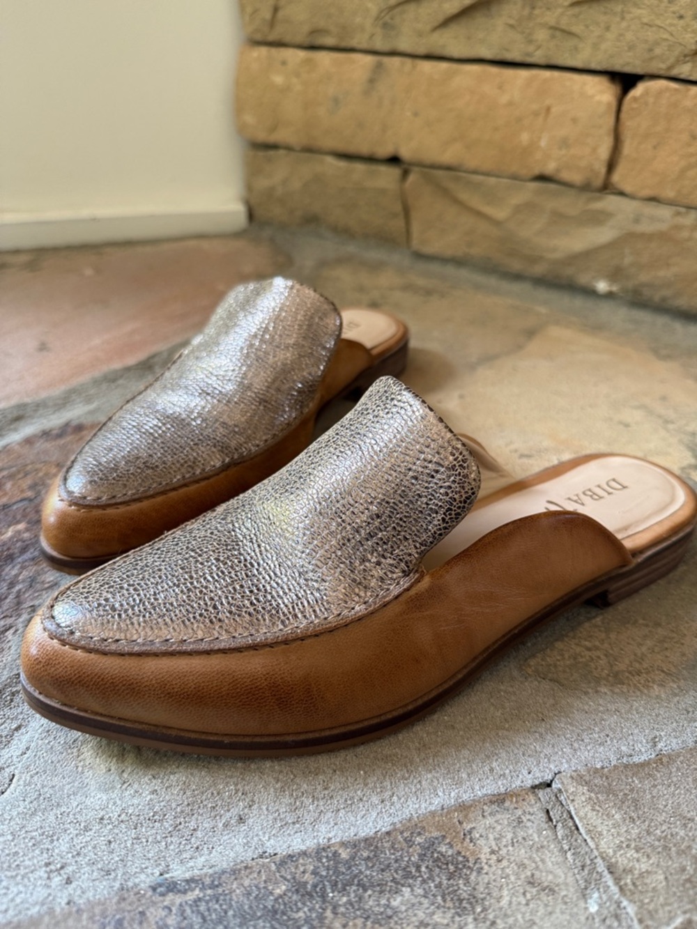 Diba True ‘Art Easel’ Elegant Tan Leather Slip-On Mules with Metallic Gold Upper